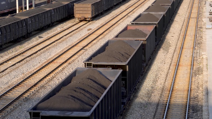 铁路 煤炭运输 货物运输 火车列车 电煤