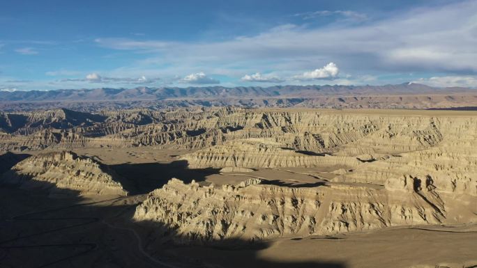 原创 西藏阿里扎达土林玛朗大峡谷自然风光