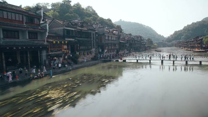 中国湖南凤凰古城风景鸟瞰图