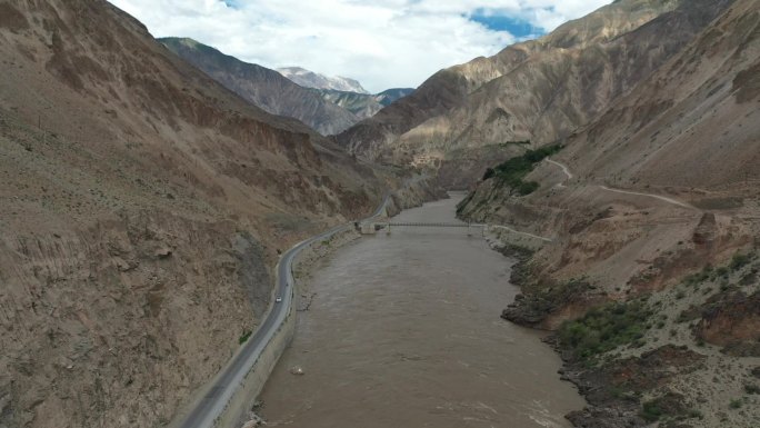 原创 西藏G318川藏公路怒江大峡谷风光