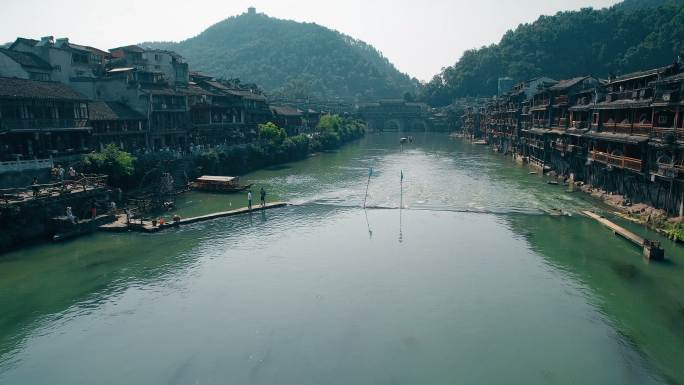 中国湖南凤凰古城风景鸟瞰图