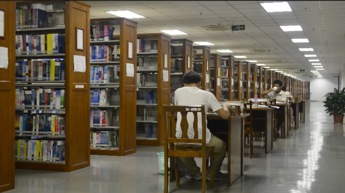 大学图书馆延时 学生 学习