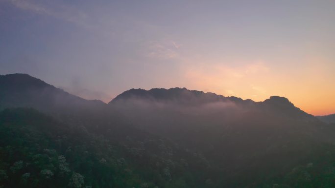 大好河山夕阳西下山河远山拨云见日大气磅礴