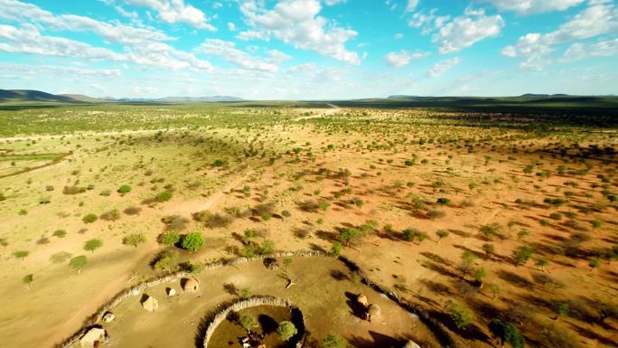 HELI Himba定居点及周边景观