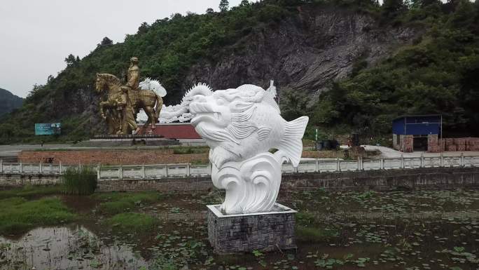 航拍水族鱼雕塑水族文化多彩贵州旅游文化