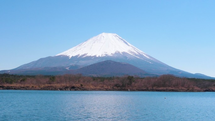 富士山离朔矶湖；着色运动