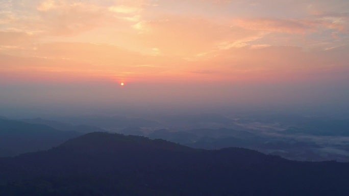 成都大邑雾山风景区日出航拍