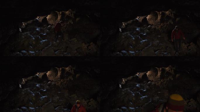 探索月球陨石坑洞穴的人