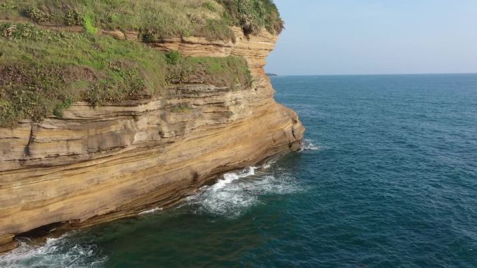 原创 广西北海涠洲岛海滨暮崖海景自然风光