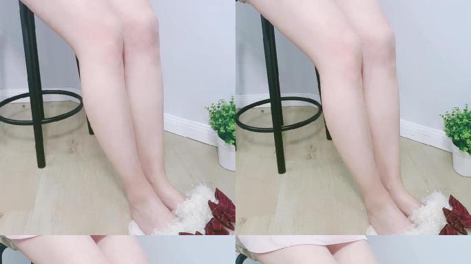 美女白皙长腿