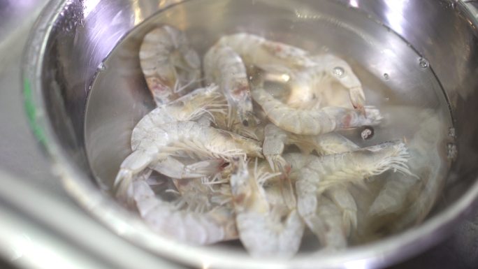 碗上的鲜虾鲜虾