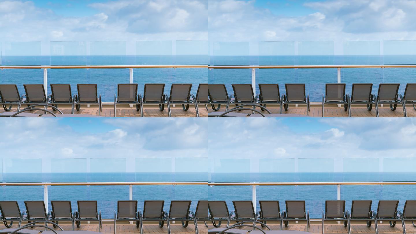邮轮甲板屋顶上的木制沙滩椅，可以欣赏到移动的云朵蓝天的4k timelapse