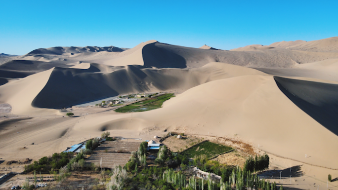 沙漠绿洲4K原创航拍