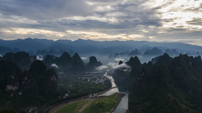 中国桂林山水河流