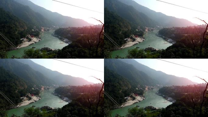 日落时分的恒河，印度乌塔拉汗省Rishikesh