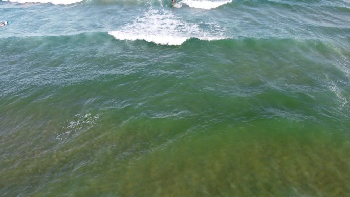 海边海浪航拍