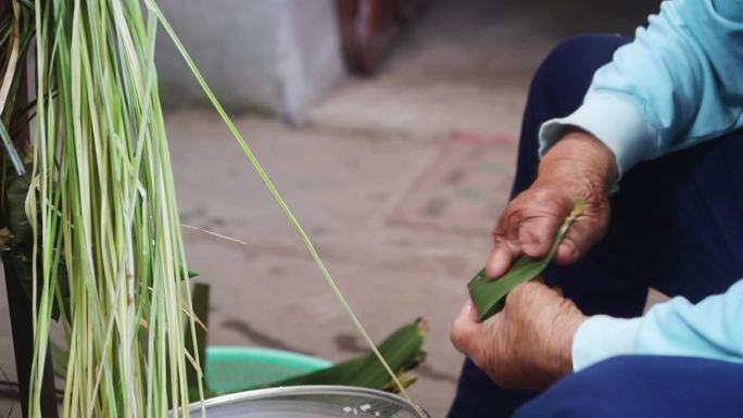 传统四角粽子制作方法