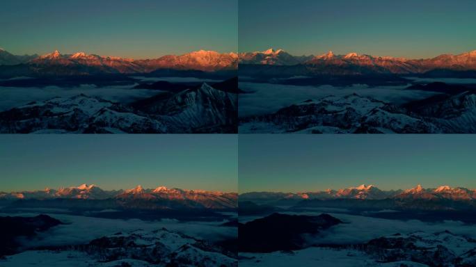 贡嘎雪山日照金山