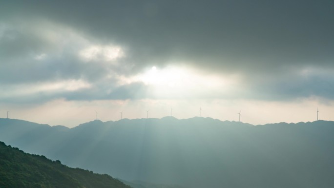 湖南雪峰山苏宝顶天空耶稣光4k延时