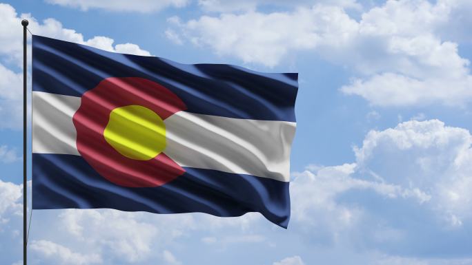 4k美国科罗拉多州国旗在桅杆上迎风飘扬