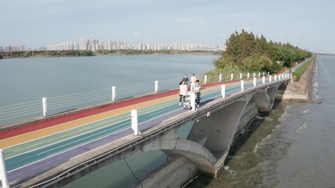 无锡贡湖湾彩虹步道/湿地公园彩虹桥航拍