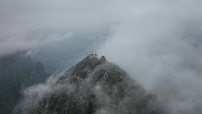 广西金秀圣堂山风景云海