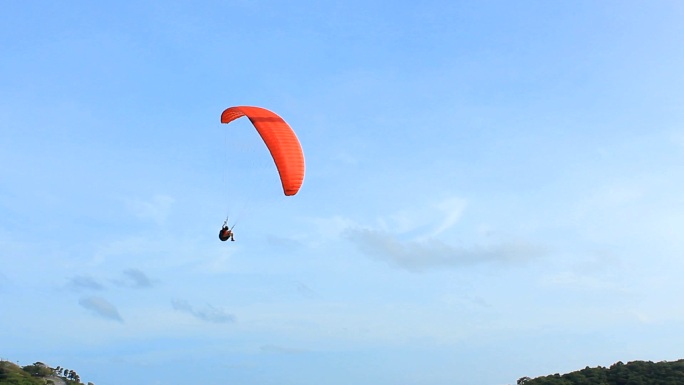 滑翔伞的轮廓滑翔伞