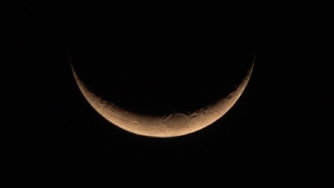 夜空中的月亮月食星球观察