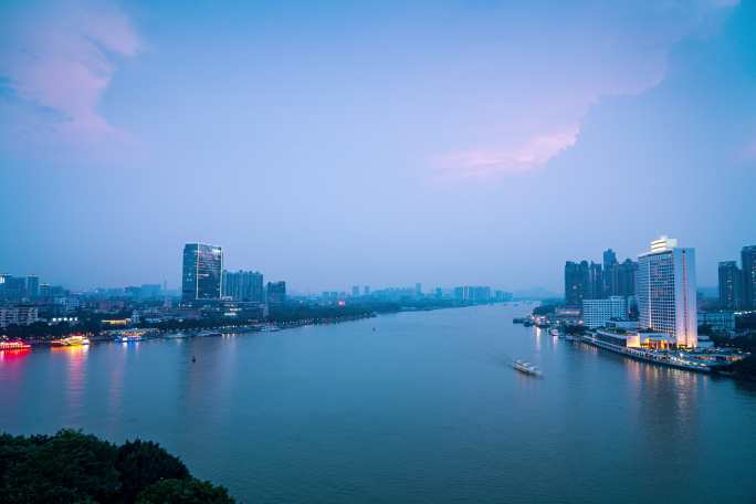 广州珠江白天鹅宾馆入夜夜景延时摄影