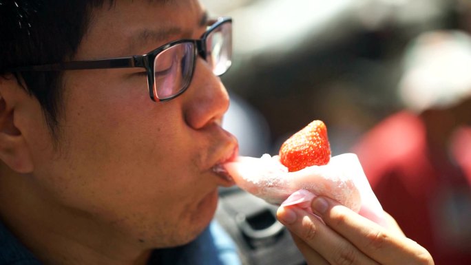 亚洲食人大福草莓摩奇，日本甜点