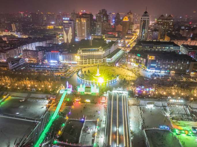 哈尔滨中央大街人民防洪胜利纪念塔夜景