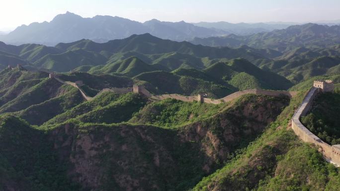 河北金山岭长城夏季壮丽轮廓