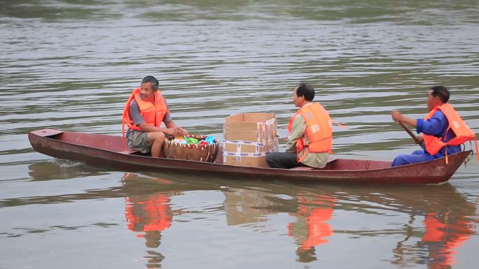 江南浙江绍兴诸暨非遗水灯浦阳江船上放水灯