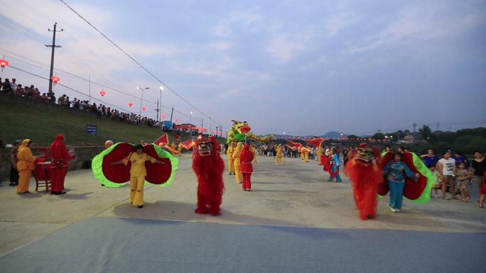 江南浙江绍兴农村群众舞狮舞龙跳舞节日