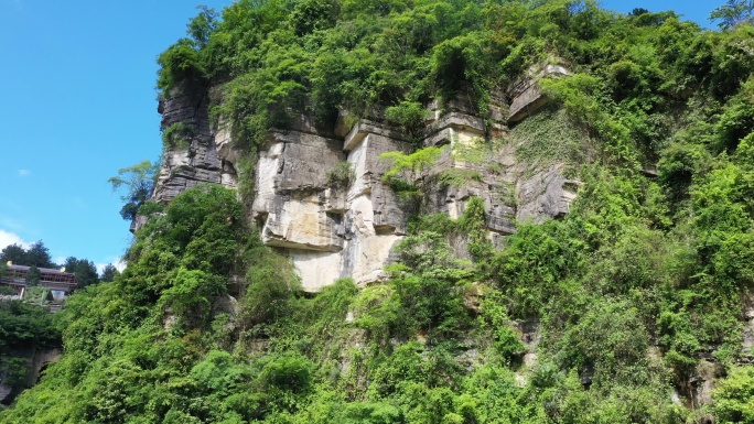 航拍重庆南川区万卷书台露营基地风光