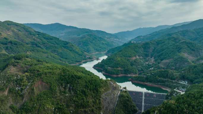 【5K】临沧冰岛湖延时，冰岛湖航拍延时