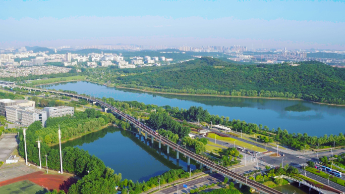 仙林羊山湖金鹰广场