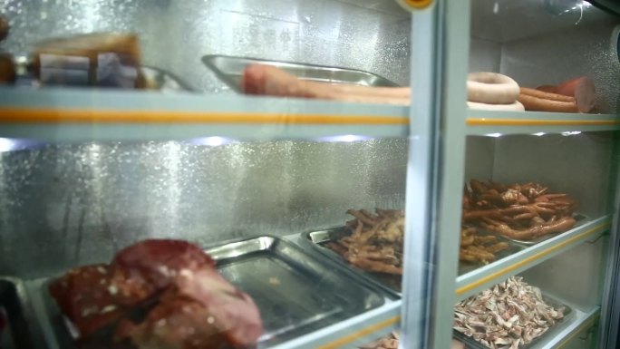 【镜头合集】冷柜卖各种香肠火腿肉肠