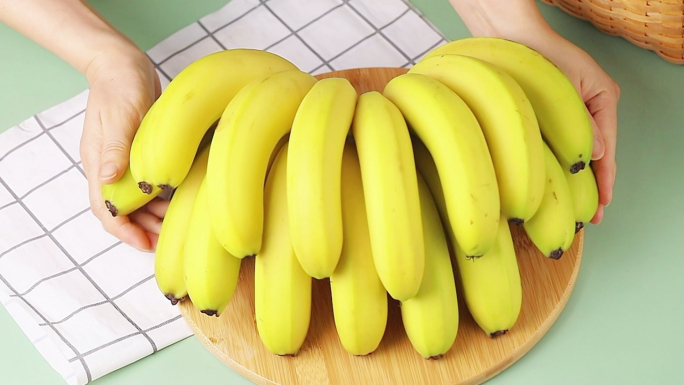 香蕉视频 新鲜黄皮香蕉