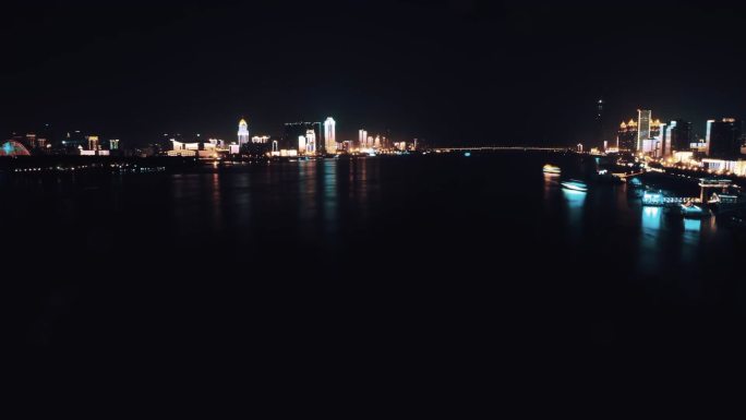 武汉长江大桥夜景延时船流