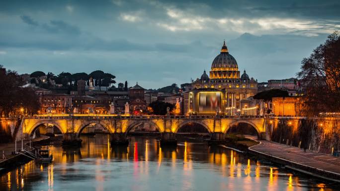 罗马台伯和圣彼得斯大教堂梵蒂冈意大利-时间流逝