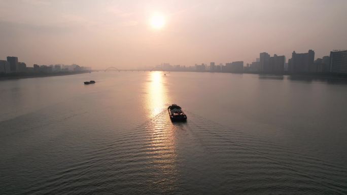 航拍杭州钱塘江 日出美景