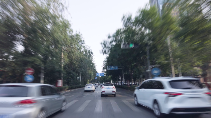 原创4k城市道路交通驾驶延时航拍