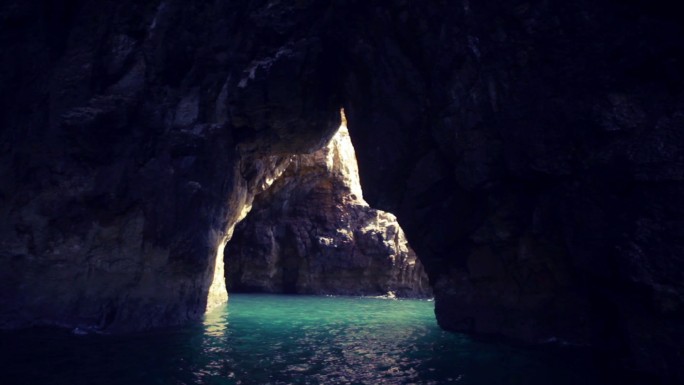 水中洞穴溶洞