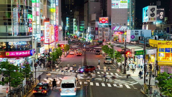 日本东京新宿车水马龙川流不息4K