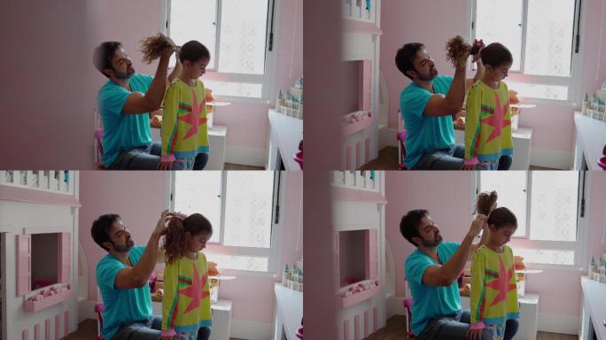 父亲在家帮女儿理头发