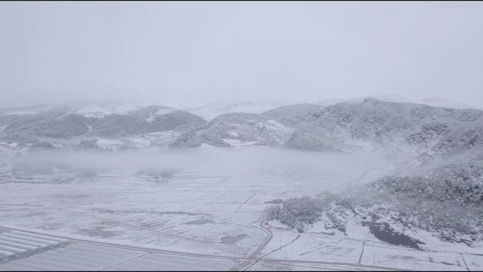 雪山航拍