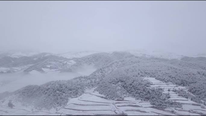 雪山航拍