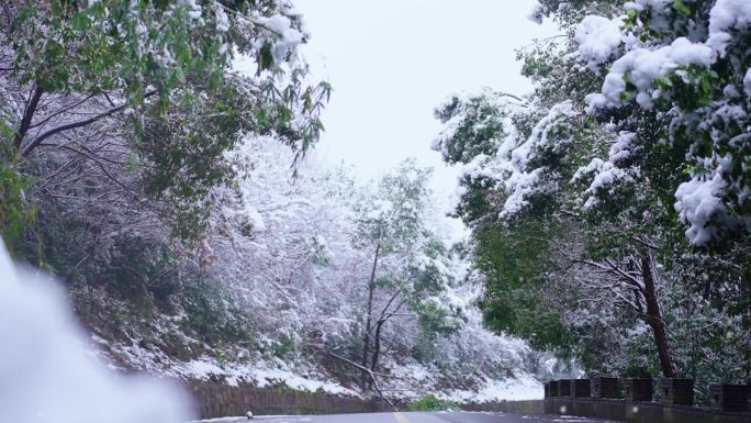 苏州吴中金庭西山缥缈峰雪景