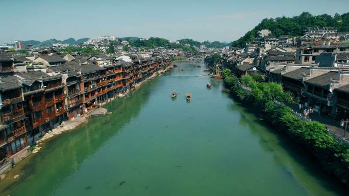 中国湖南凤凰古城风景鸟瞰图